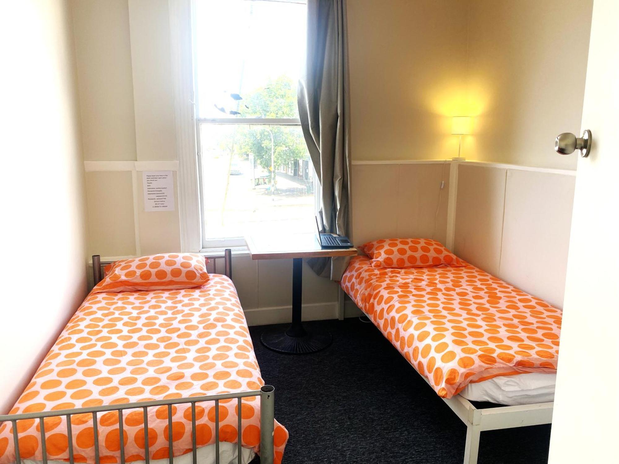 215 Edinburgh Castle Hostel Auckland Kültér fotó