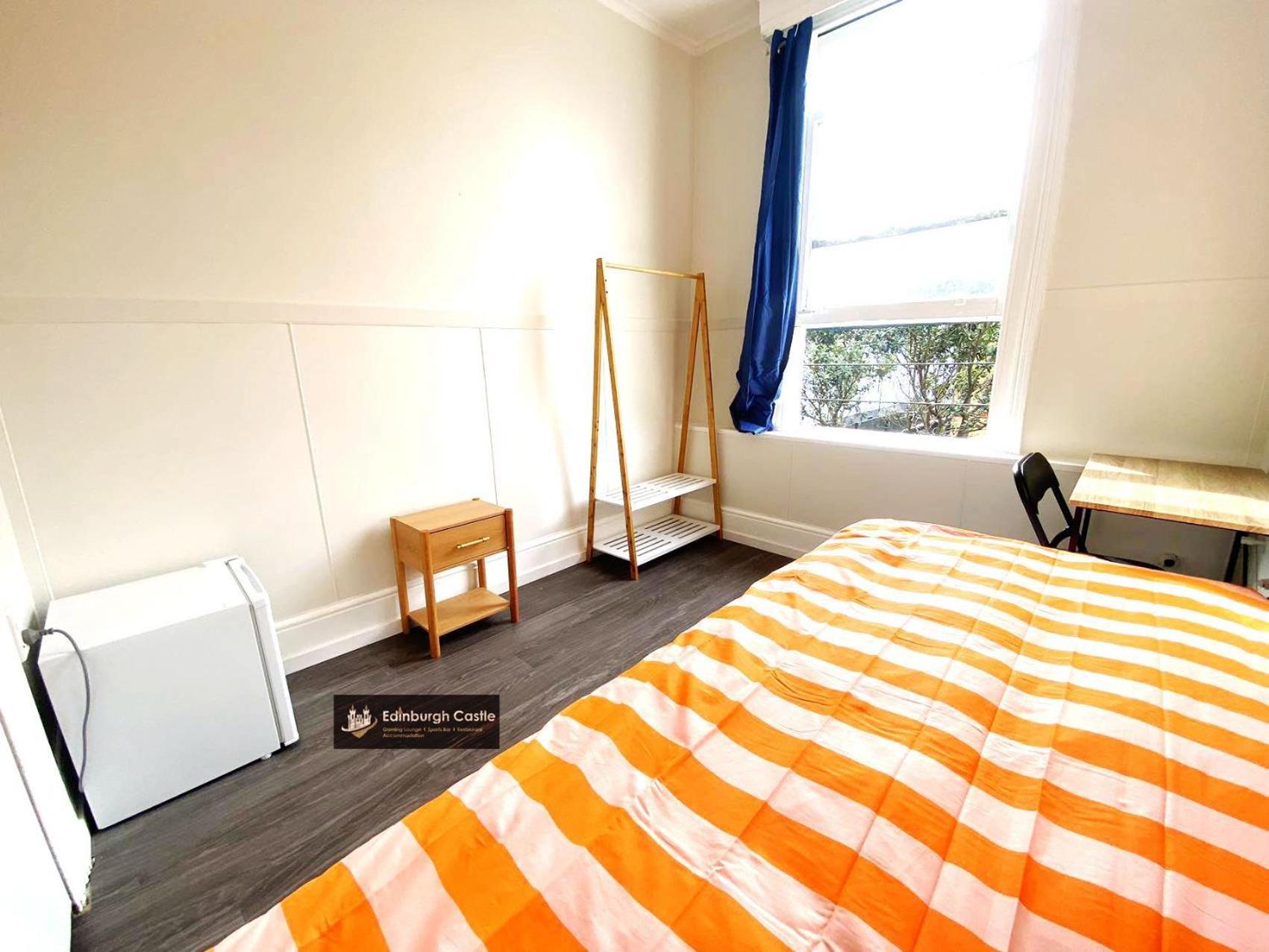 215 Edinburgh Castle Hostel Auckland Kültér fotó